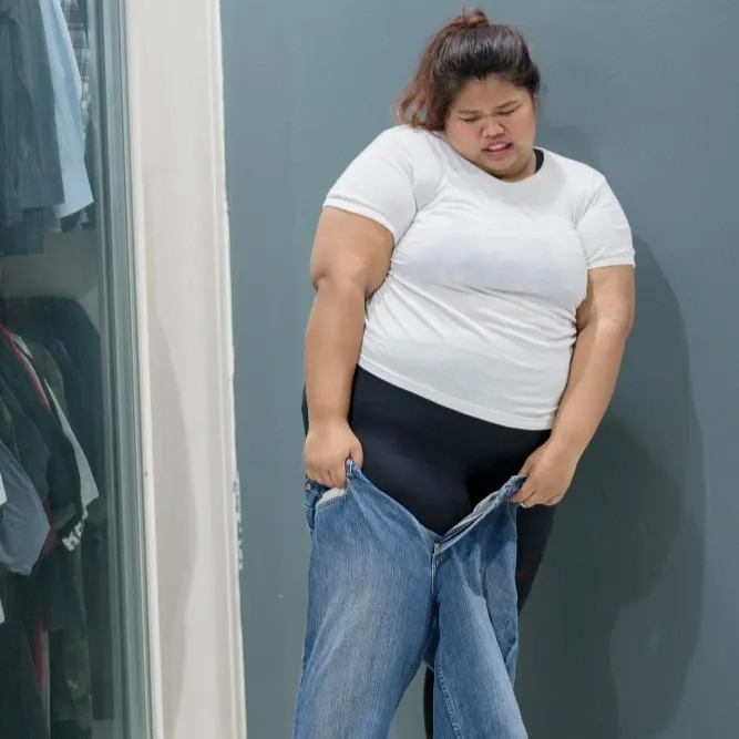 Difficulté à fermer les vêtements et graisse abdominale